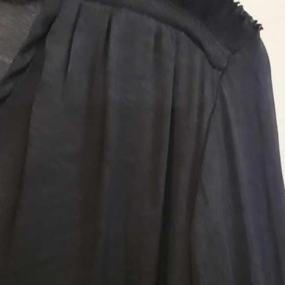 philosophy black silky pullover Dressy blouse with pleated bottom & sleeves sz m - Picture 5 of 6